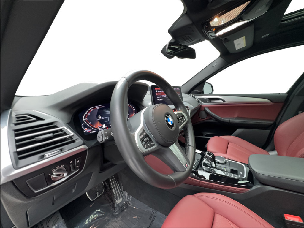 Used 2025 BMW X4 xDrive30i w/ M Sport Package AWD/4WD image 23