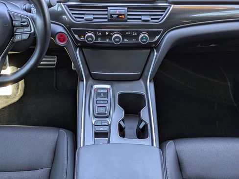 Used 2022 Honda Accord Sport image 18
