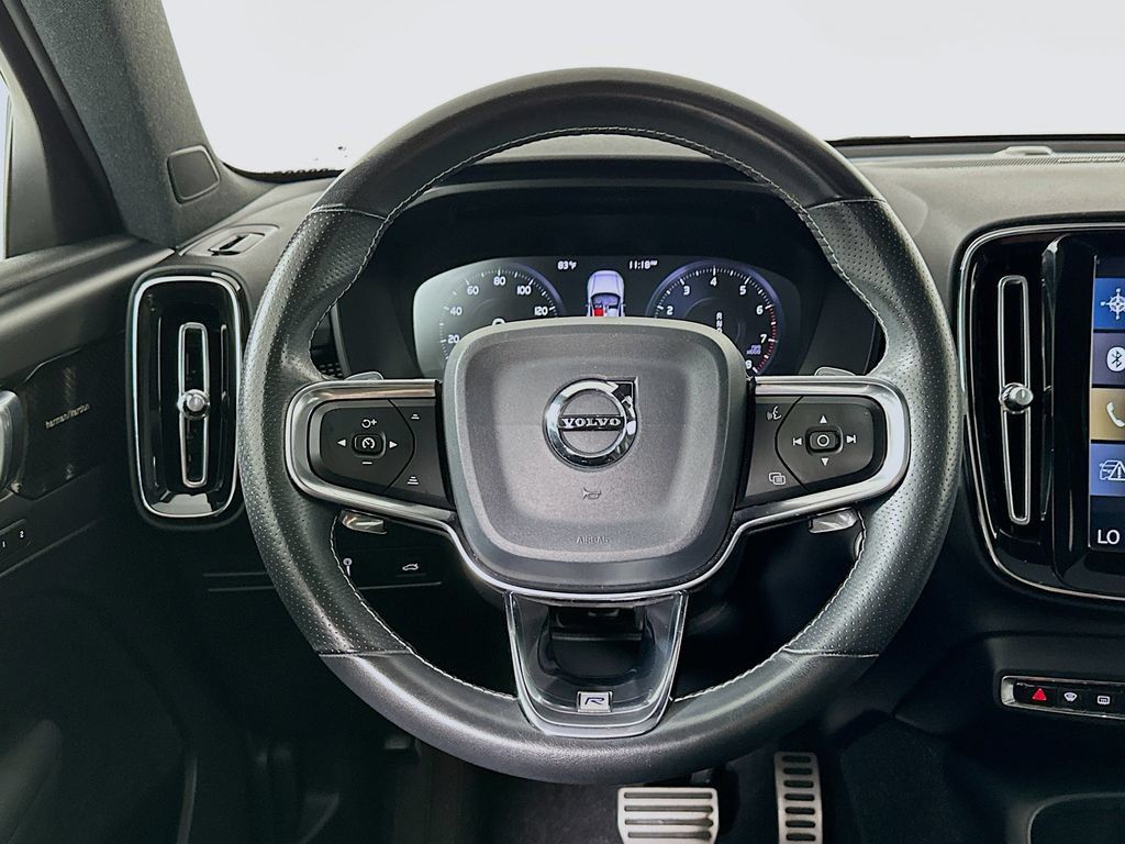 Used 2020 Volvo XC40 T4 R-Design w/ Protection Package Premier FWD image 18
