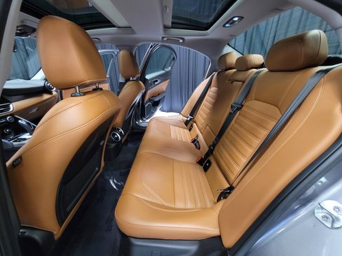 Used 2020 Alfa Romeo Giulia Ti w/ Quick Order Package 22X Lusso image 33