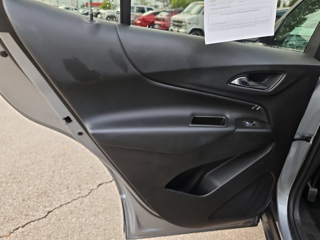 Used 2023 Chevrolet Equinox LT FWD image 18