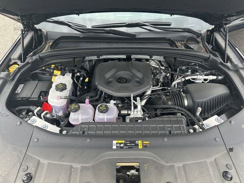 Used 2023 Jeep Grand Cherokee Overland w/ Luxury Tech Group IV image 25