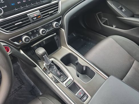 Used 2020 Honda Accord LX image 25