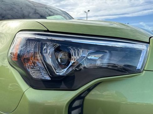 Used 2022 Toyota 4Runner TRD Pro AWD/4WD image 9