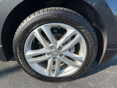 Used 2021 Chevrolet Equinox Premier FWD image 40