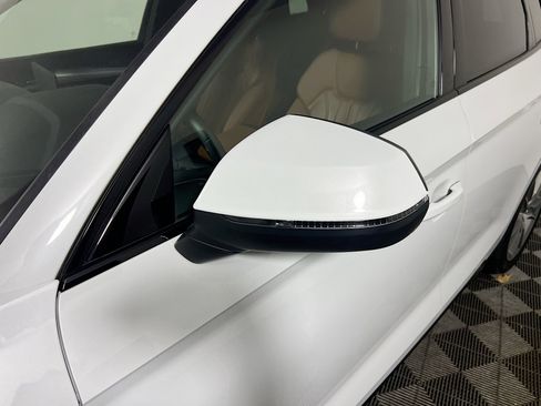 Used 2025 Audi Q5 2.0T Premium image 12