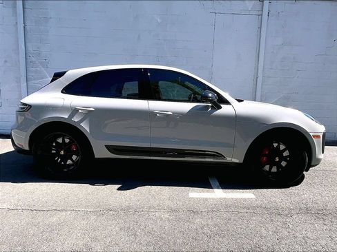 Certified 2023 Porsche Macan GTS AWD/4WD image 6