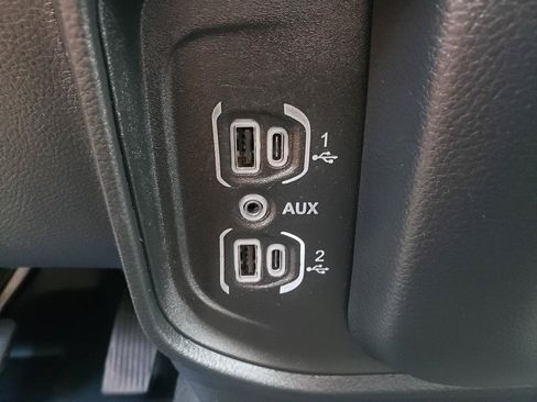 Used 2023 RAM 1500 Big Horn AWD/4WD image 18