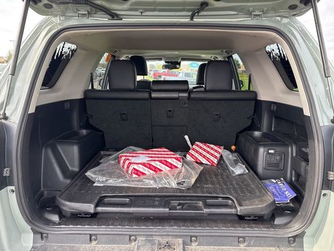 Used 2023 Toyota 4Runner TRD Off-Road Premium w/ Off Road Premium Plus Package image 11