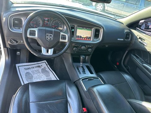 Used 2014 Dodge Charger R/T image 32