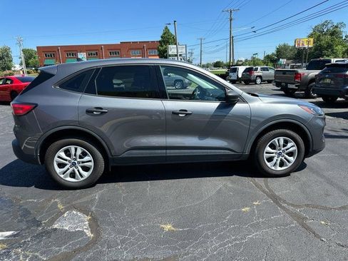 Used 2022 Ford Escape S AWD/4WD image 4