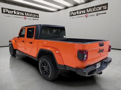 New 2026 Jeep Gladiator Sport