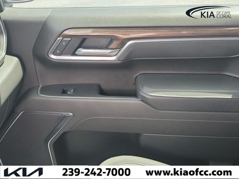 Used 2025 Chevrolet Silverado 1500 LT w/ Protection Package AWD/4WD image 29