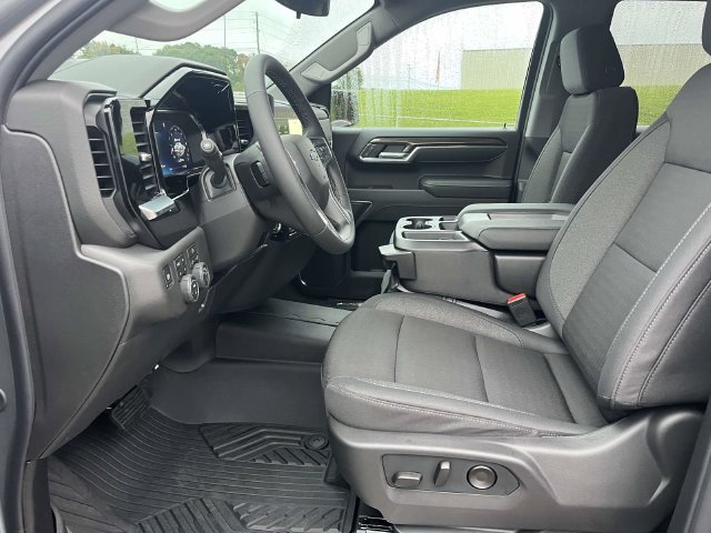 New 2026 Chevrolet Silverado 1500 RST w/ Z71 Off-Road Package AWD/4WD image 9