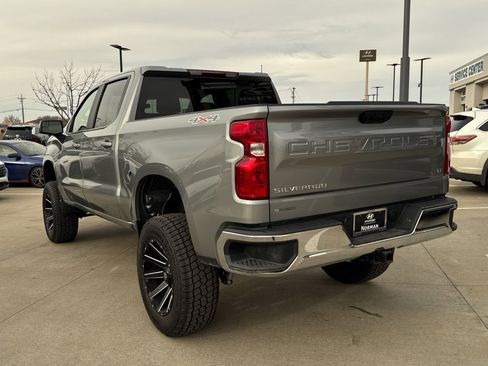 Used 2025 Chevrolet Silverado 1500 LT image 6