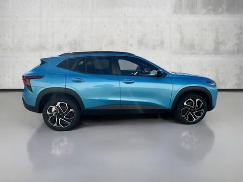 New 2026 Chevrolet Trax RS image 4