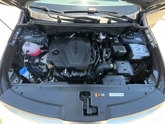 Used 2025 Kia Sportage LX FWD image 39