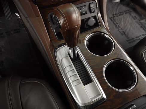 Used 2014 Buick Enclave Premium image 19