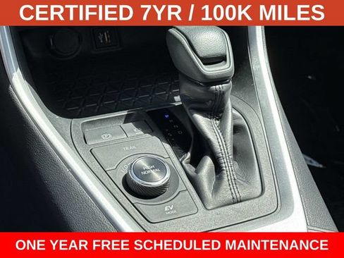 Used 2025 Toyota RAV4 XLE AWD/4WD image 22