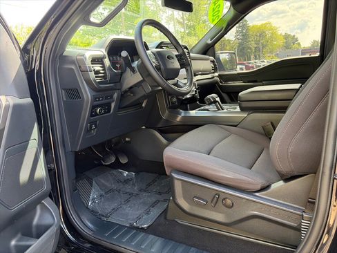 Used 2024 Ford F150 XLT w/ Equipment Group 302A MID AWD/4WD image 9