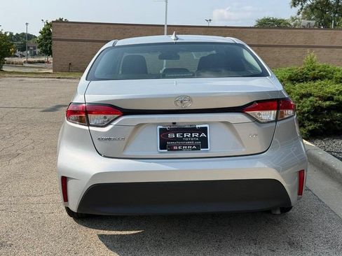 Used 2024 Toyota Corolla LE FWD image 4