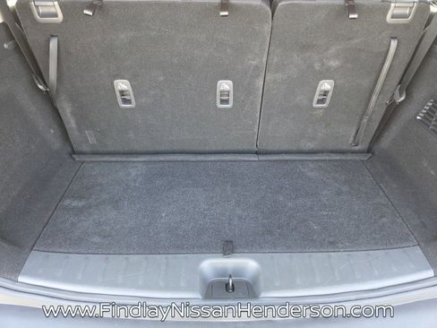 Used 2024 Nissan Pathfinder SV image 14