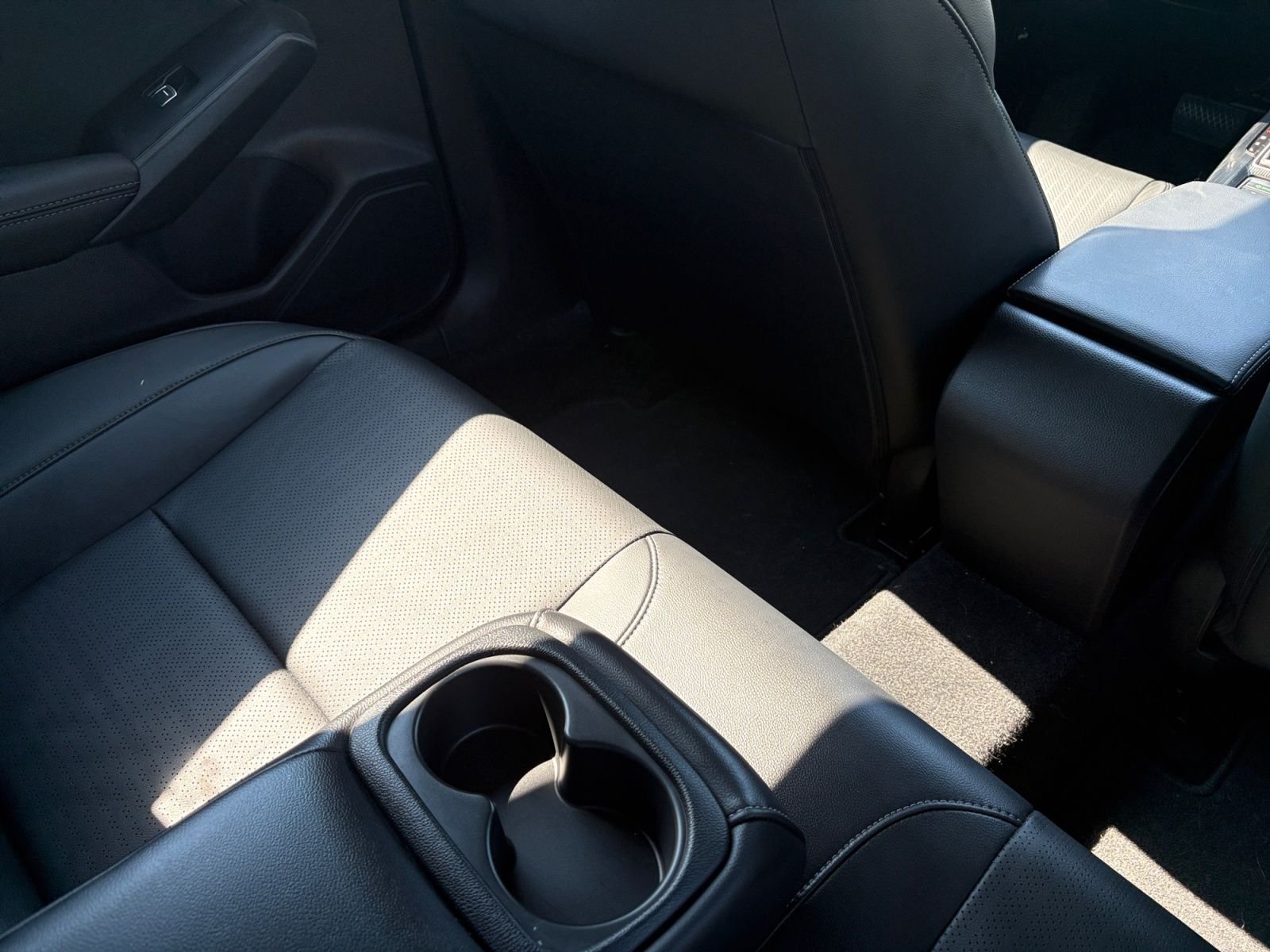 Used 2023 Honda Civic EX-L image 18