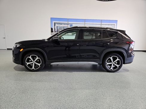 New 2026 Volkswagen Tiguan SE FWD image 6