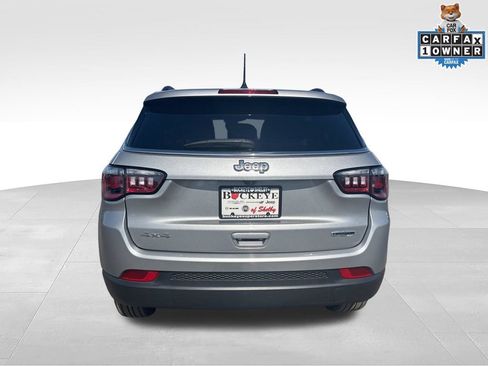 Used 2022 Jeep Compass Latitude AWD/4WD image 4