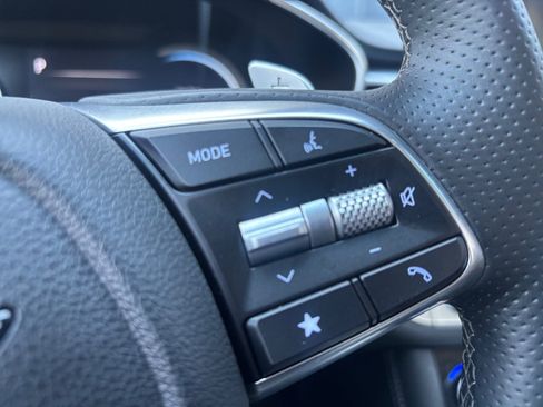 Used 2026 Genesis G70 2.5T Prestige image 18