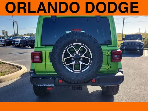 Used 2026 Jeep Wrangler Unlimited Rubicon w/ Technology Group AWD/4WD image 7