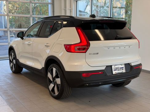 New 2026 Volvo EX40 Plus w/ Climate Package image 7