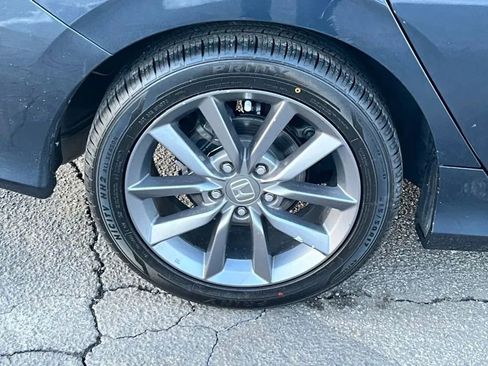Used 2020 Honda Civic EX image 31