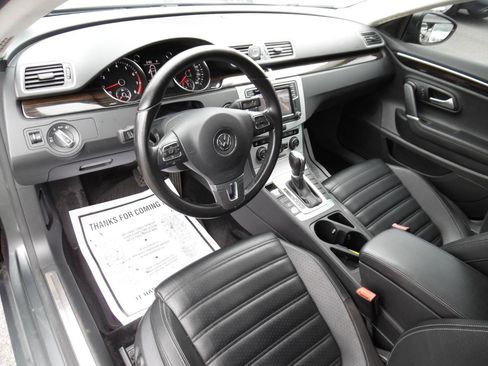 Used 2017 Volkswagen CC Sport FWD image 12