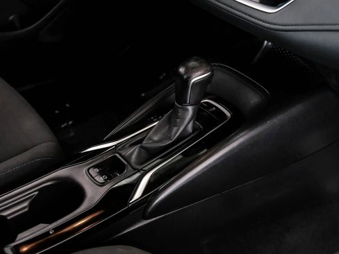 Used 2020 Toyota Corolla SE FWD image 22