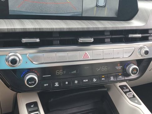 Certified 2024 Kia Telluride SX FWD image 27