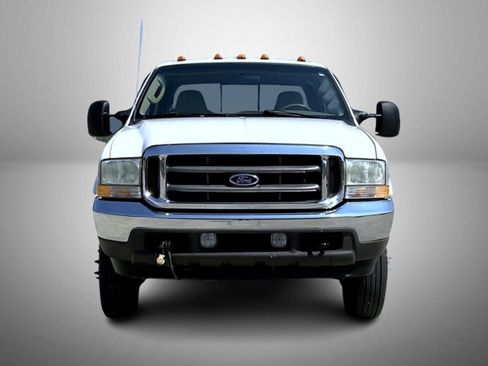 Used 2004 Ford F550 2WD Crew Cab Super Duty image 2