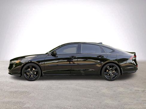 Used 2023 Honda Accord Sport image 6