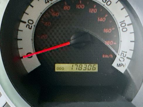 Used 2013 Toyota Tacoma PreRunner w/ SR5 Pkg image 18