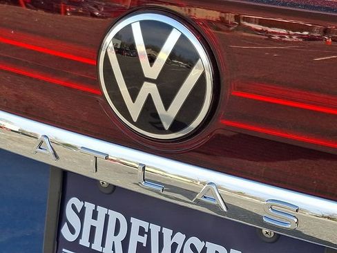 New 2026 Volkswagen Atlas SE image 11