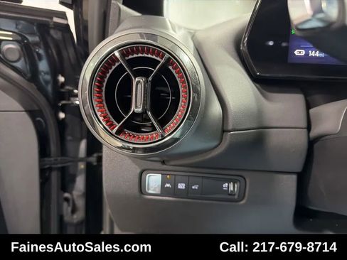 Used 2024 Chevrolet Equinox EV RS AWD/4WD image 44