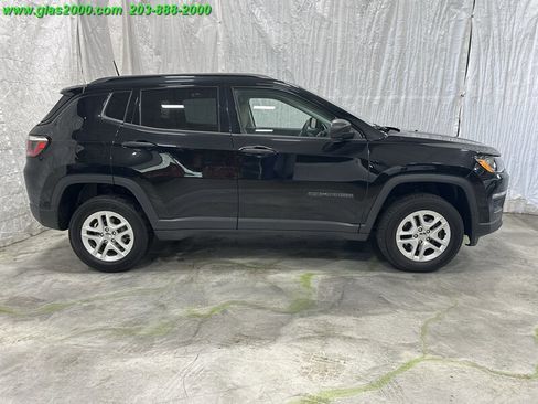Used 2018 Jeep Compass Sport AWD/4WD image 14