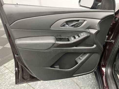 Certified 2023 Chevrolet Traverse LT w/ LPO, Floor Liner Package AWD/4WD image 7