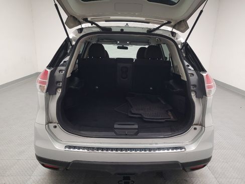 Used 2016 Nissan Rogue SV FWD image 29