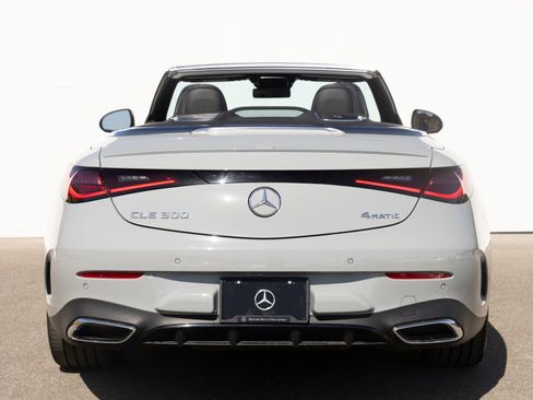 Used 2024 Mercedes-Benz CLE 300 4MATIC Cabriolet w/ Night Package image 10