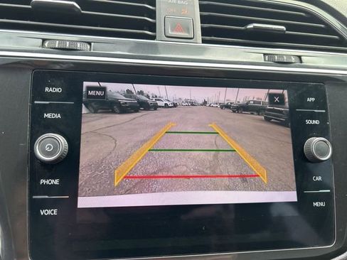 Used 2018 Volkswagen Tiguan SE image 21