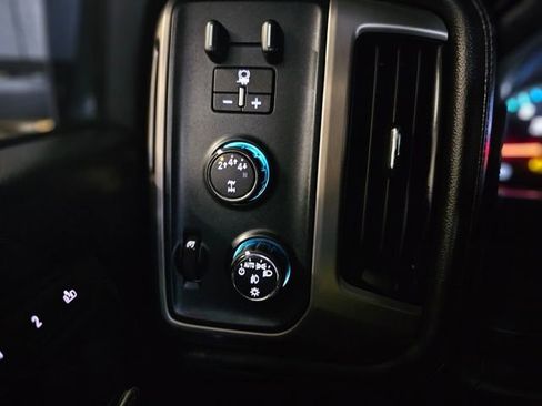 Used 2018 GMC Sierra 3500 Denali w/ Duramax Plus Package AWD/4WD image 38