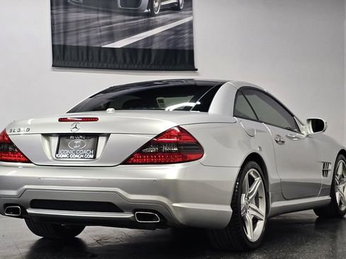 Used 2009 Mercedes-Benz SL 550 image 39