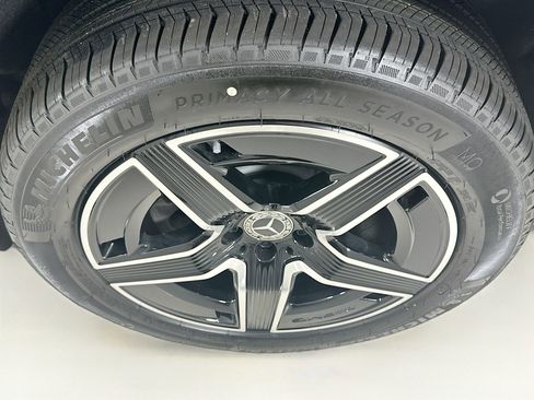 New 2026 Mercedes-Benz GLC 300 image 34