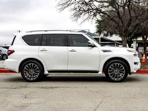 Used 2023 Nissan Armada Platinum w/ Captain's Chairs Package image 4